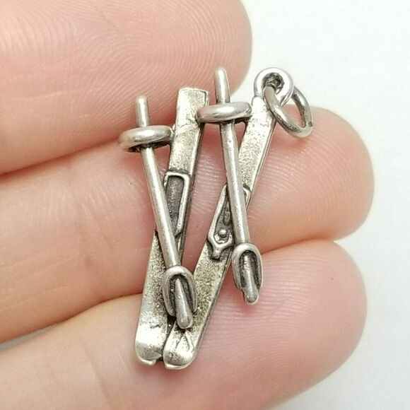 Vintage Jewelry - Vintage Skis and Poles Charm Pendant, Downhill Cross Country, Silver Tone, Estat